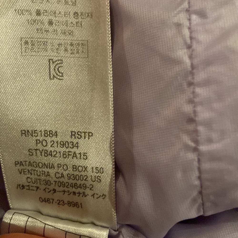 Patagonia womens nano puff - size M - Picture 4 of 5